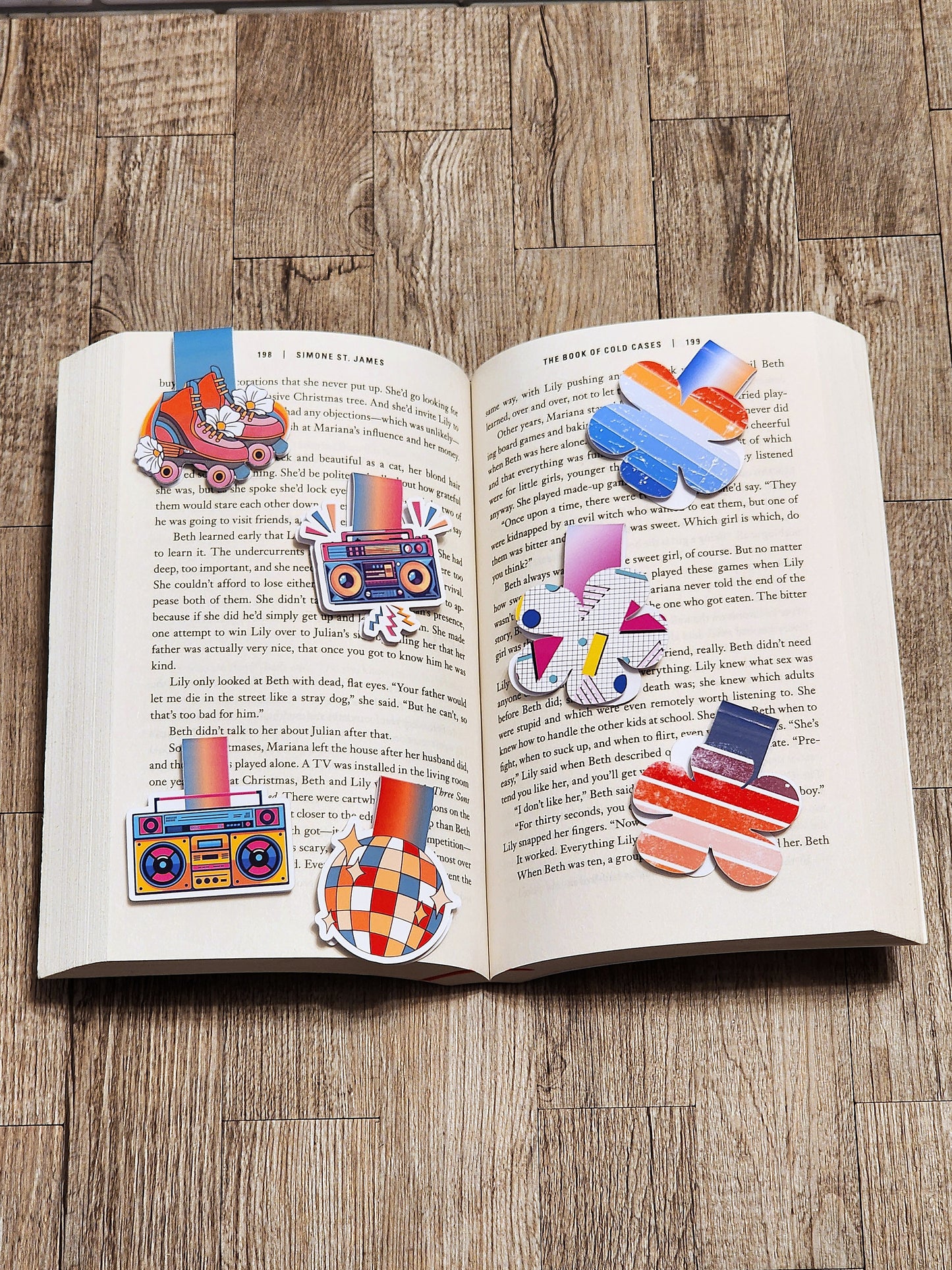 Retro Magnetic bookmarks