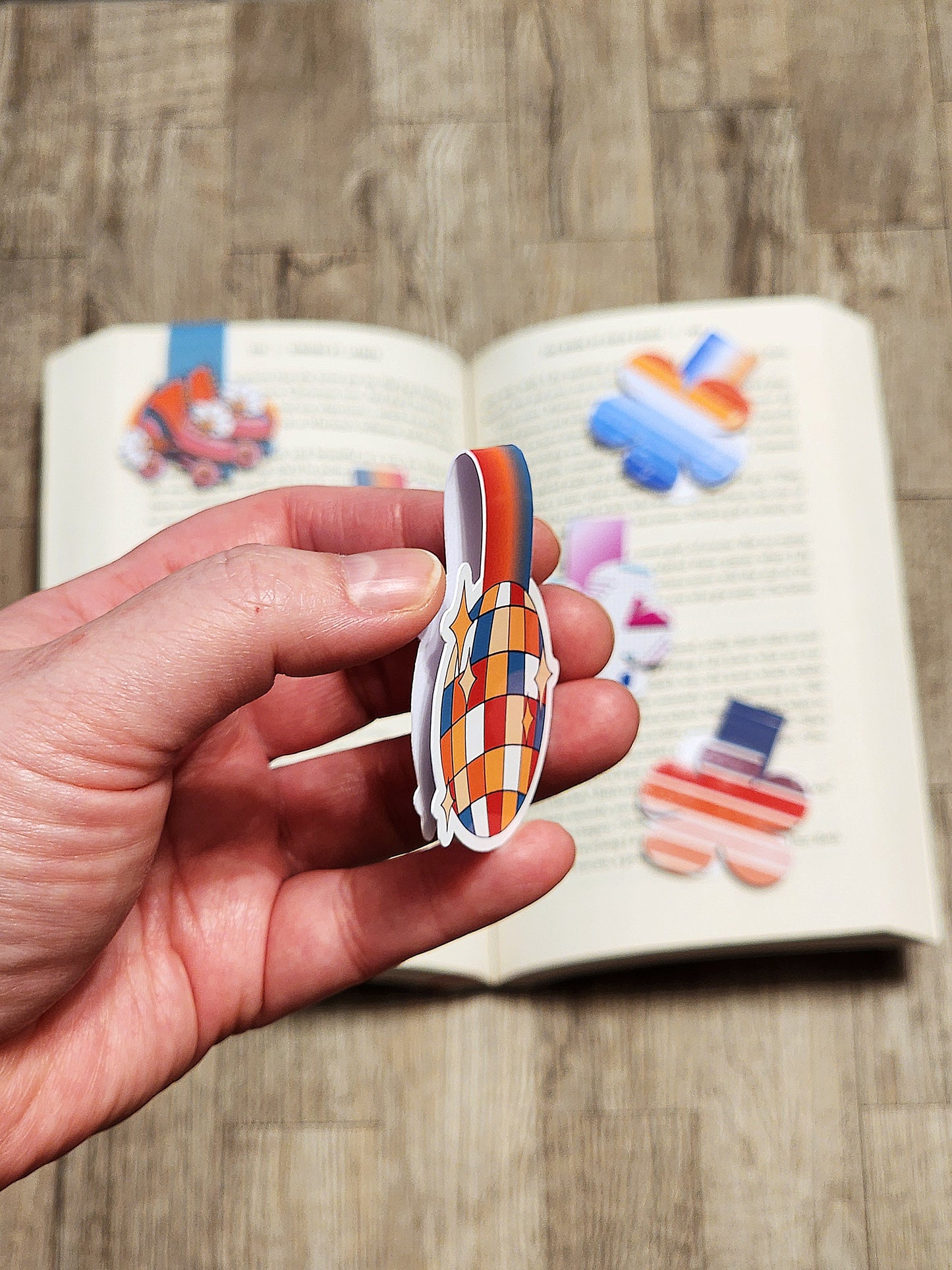 Retro Magnetic bookmarks