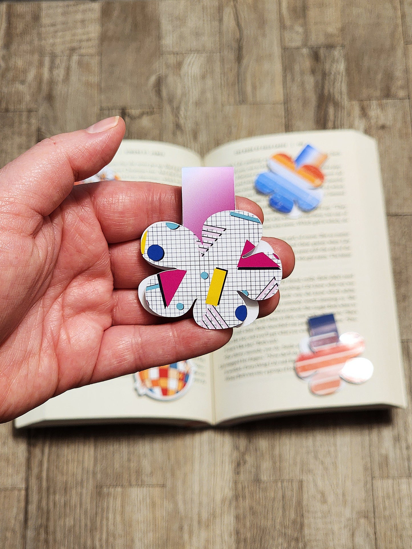 Retro Magnetic bookmarks